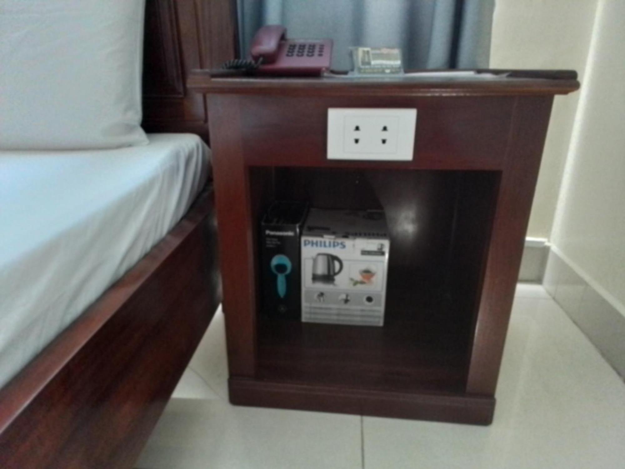 Hostel Dang Loi ホステルダンロイ Chau Doc Dış mekan fotoğraf