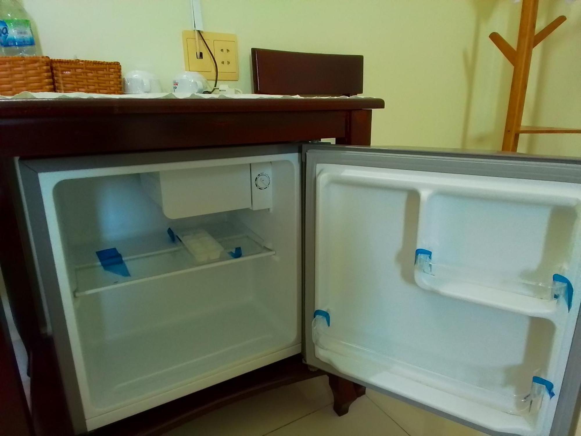 Hostel Dang Loi ホステルダンロイ Chau Doc Dış mekan fotoğraf